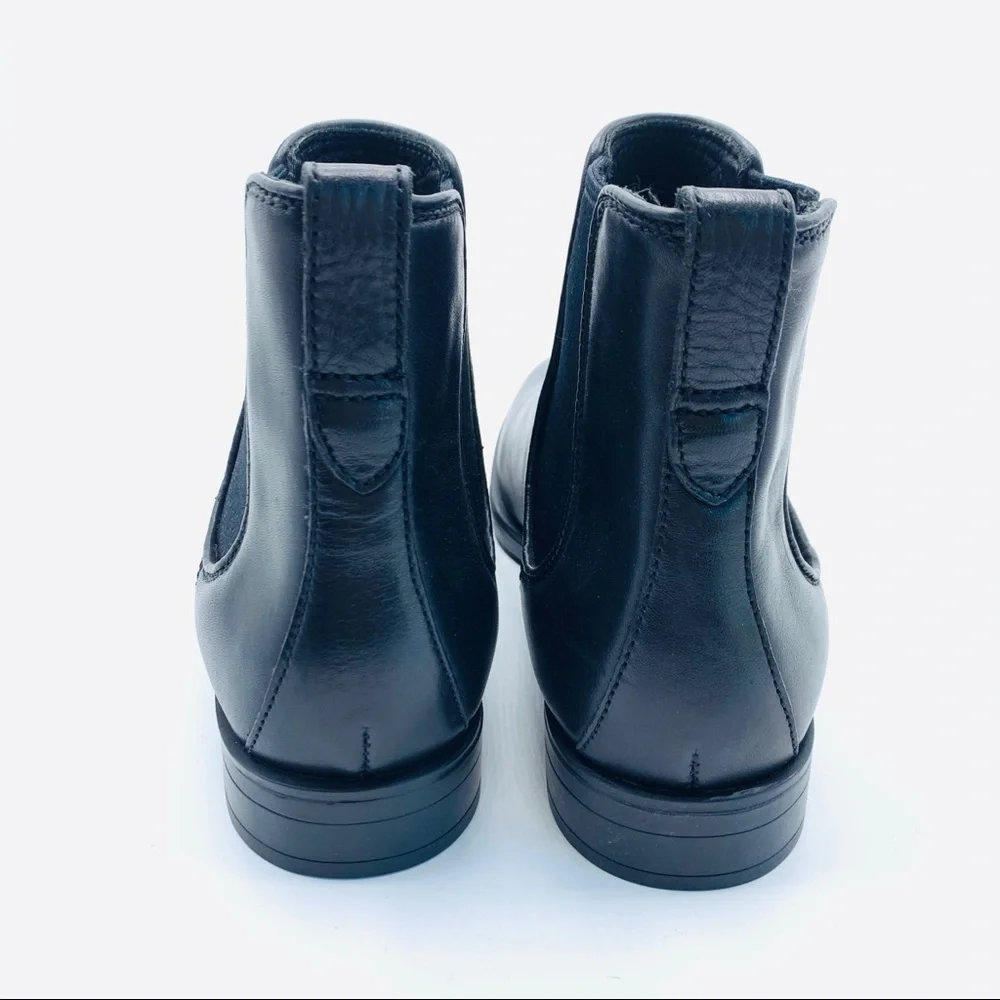 Coach | Men’s Arnold Chelsea Black Leather Boot - Picture 3 of 8